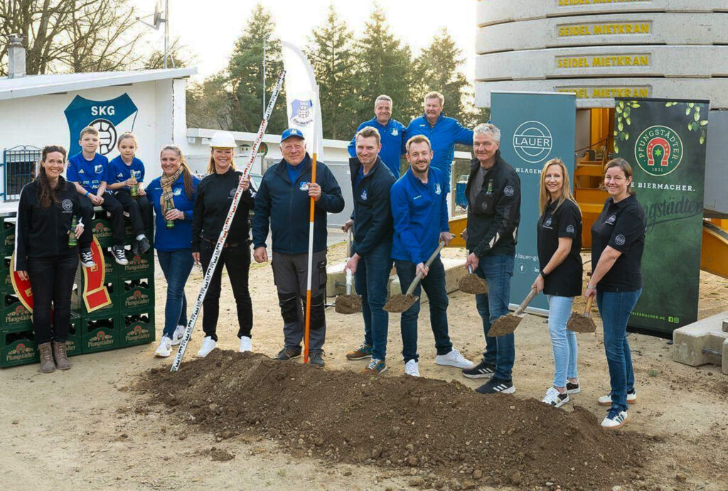 Spatenstich Soccerhalle